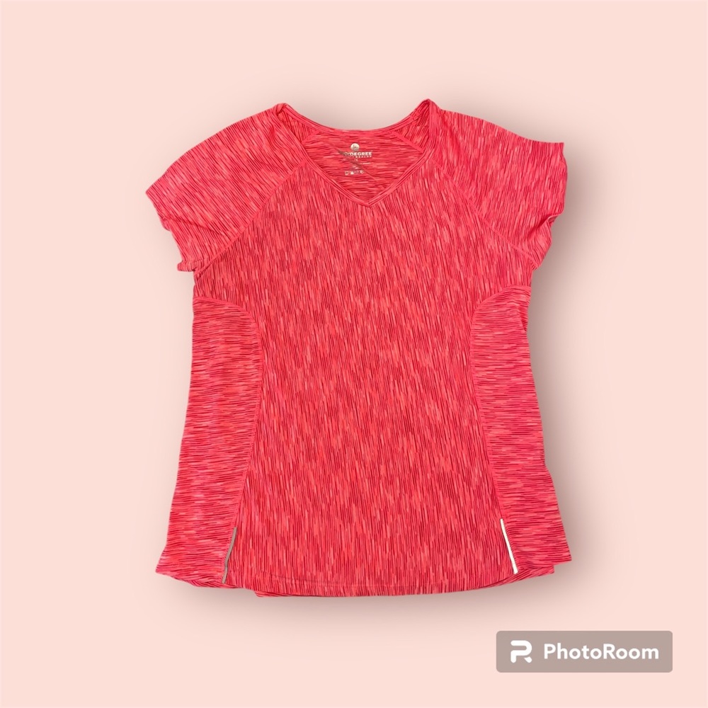 Woman’s short sleeve shirt. Great for working out or just wearing it outside.
